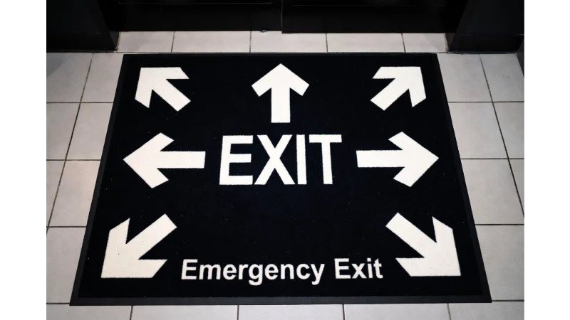 Drawing from over a decade of experience in commercial safety equipment consulting, I've seen exitsignmats transform chaotic